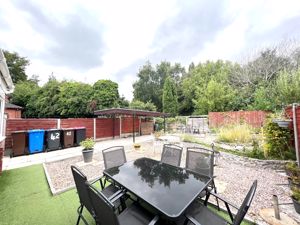 Photo 7- click for photo gallery